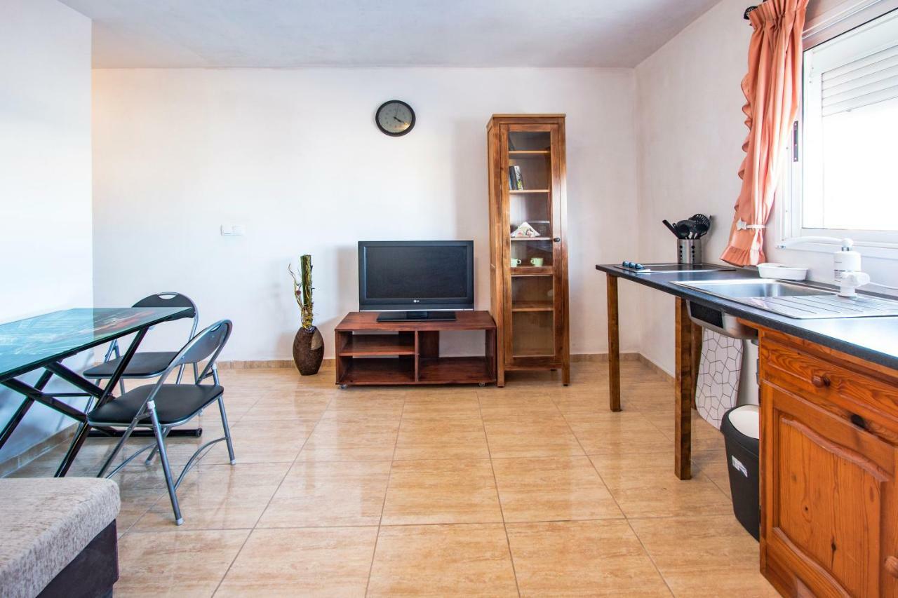 B Ensuite Appartment Con Zona De Patio Арресифе Экстерьер фото